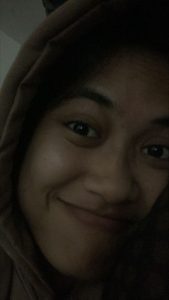 Senyumin aja